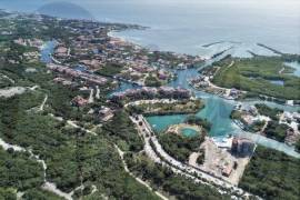 LARGE LAND IN RESIDENTIAL PUERTO AVENTURAS FASE 4
