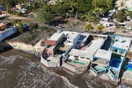 Villa-House for sale in Bay-of-Matanchen Mexico