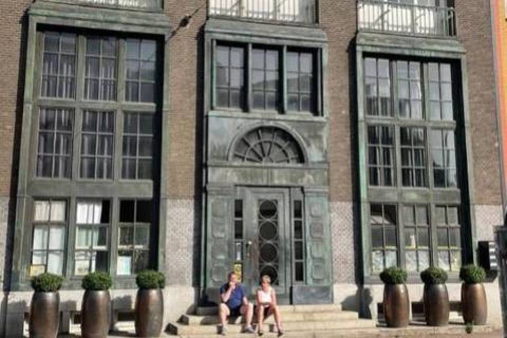 Commercial Ground Floor For Sale in Amsterdam