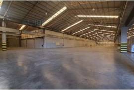 Spacious Warehouse for Rent in Setúbal