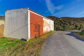 WAREHOUSE NEAR THE VILLAGE OF FORTES IN CASTRO MARIM - ALGARVE