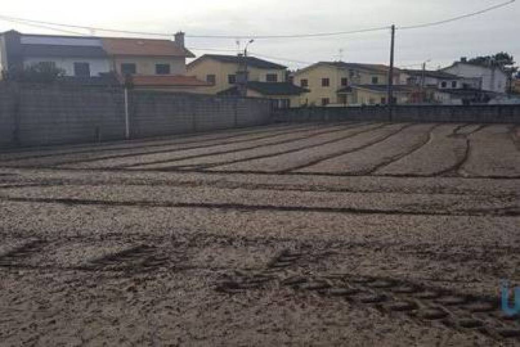 Terreno T3 em Estela de 392,00 m²