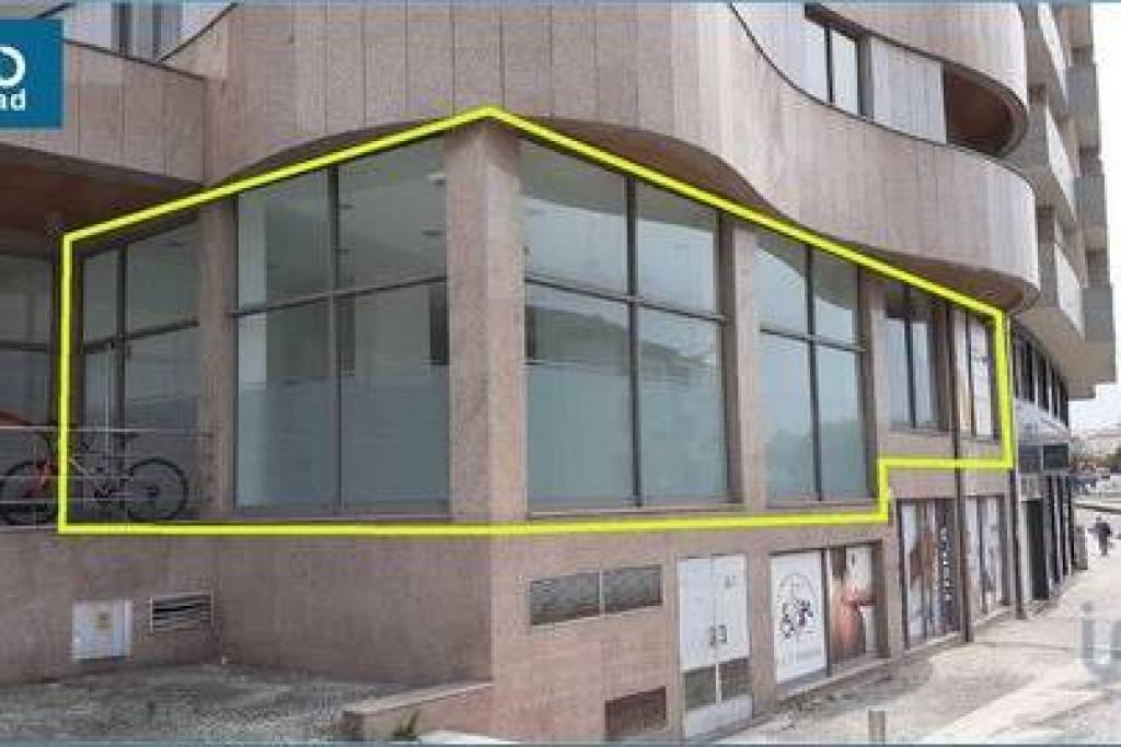 Loja / Estabelecimento Comercial em Glória E Vera Cruz de 148,00 m²