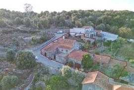 Casa de aldeia T3 em Alvorge de 347,00 m²