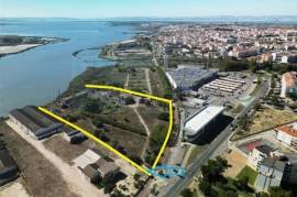 Excellent urban construction site in marginal Montijo
