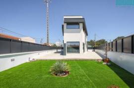 3-bedroom house with garage in Ílhavo