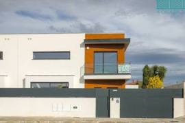 House 4 Bedrooms Sale Aveiro