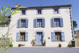 For Sale Pristine House in Bussiere-Poitevine 87