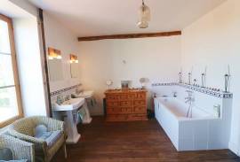 For Sale Pristine House in Bussiere-Poitevine 87