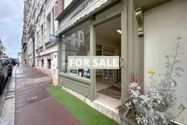 Business Premises For Sale with Apartment