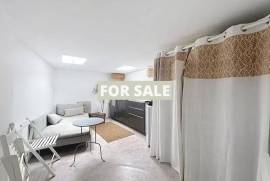 Business Premises For Sale with Apartment