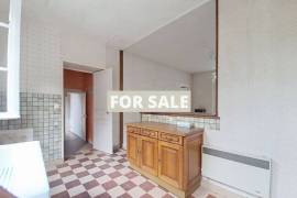 Manor House Style Property with Garden