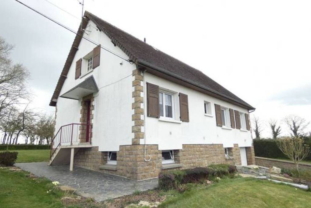 Detached House with Large Garden