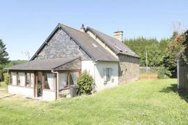 Detached Country House with Outbuilding