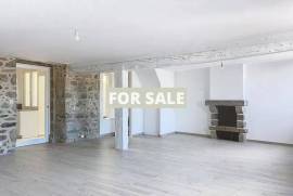 Recently Renovated House with Harbour Views