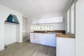 Recently Renovated House with Harbour Views