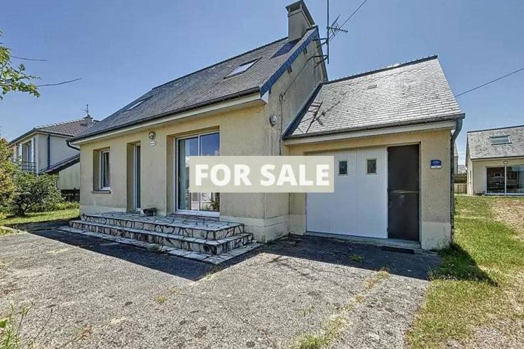 Two Houses in Coastal Resort Town Location