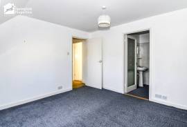 4 bedroom, Detached bungalow for sale