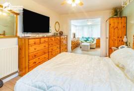 2 bedroom, Detached bungalow for sale