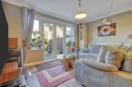 3 bedroom, Town house for sale