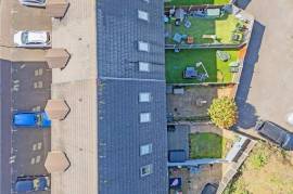 3 bedroom, Town house for sale