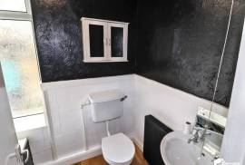 2 bedroom, End of terrace house for sale