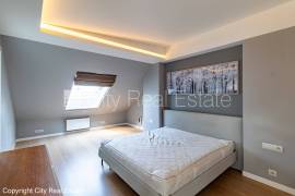 Apartment for sale in Riga, 154.00m2
