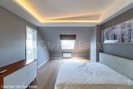 Apartment for sale in Riga, 154.00m2