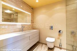 Apartment for sale in Riga, 154.00m2