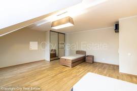 Apartment for sale in Riga, 260.10m2