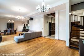 Apartment for sale in Riga, 260.10m2
