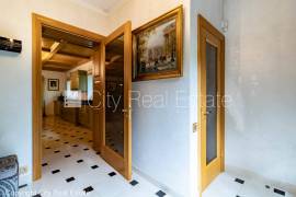 Apartment for rent in Jurmala, 190.00m2