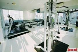 49 Plus 2 - Spacious Top Floor One Bedroom Condo with City Views in Thong Lo