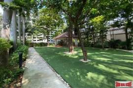 Kallista Mansion - Large Luxury Three Bedroom + Maids Room in Well Maintained Nana Property - Pet Friendly!