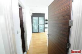 Watermark Chaophraya River - Three Beds Three Bath Condo With Spectacular Views Of Bangkok And Chao Phraya River For Sale.