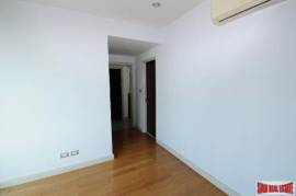 Watermark Chaophraya River - Three Beds Three Bath Condo With Spectacular Views Of Bangkok And Chao Phraya River For Sale.