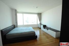 Watermark Chaophraya River - Three Beds Three Bath Condo With Spectacular Views Of Bangkok And Chao Phraya River For Sale.