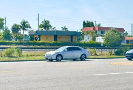 888 E Coast Avenue, Lantana, FL 33462