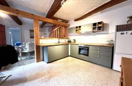 5 room, 86m2 Village house for sale in Autignac - 135 000 € *