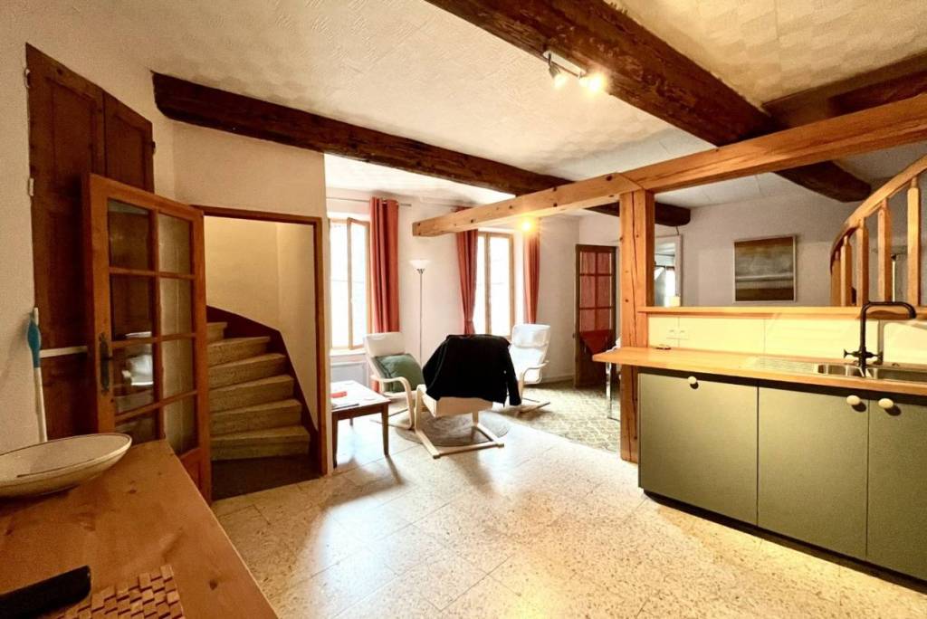 5 room, 86m2 Village house for sale in Autignac - 135 000 € *