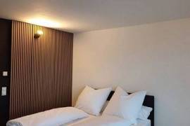 Spacious and neat flat in the heart of town