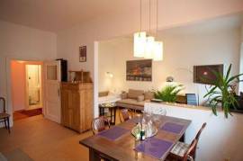 Quiet central 2-room apartment on the Inn for up to 5 people