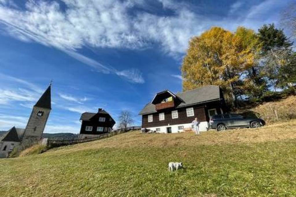 Stunning 4 Bedroom House For Sale in Griffen