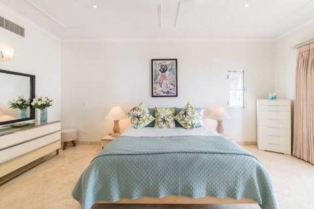 Schooner Bay – No. 303 Penthouse