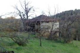Mountain property with a beautiful view, 12 km from Tryavna