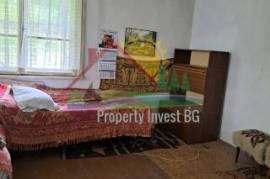 Rural 1-Storey mountain view house, Yard 1200m2, Internal bathroom/WC, fruit trees, outbuildings, Water well, Sofia region