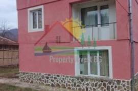 3-storey House, 480m2 Yard, next to forest area, 10 minutes from Botevgrad City, Sofia region