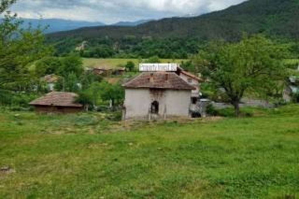 2-Storey House, second building, Mountain panorama, near Greece, Yard 2865m², Blagoevgrad