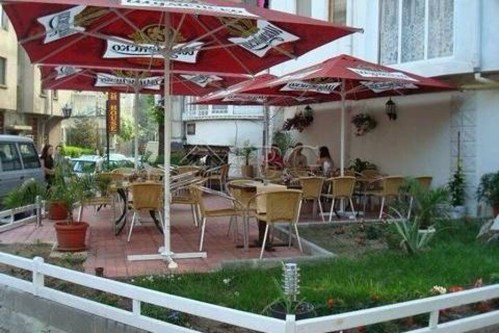 Voll ausgestattete Bar/Nachtclub zum Verkauf in Nessebar