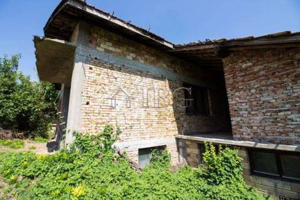 3-Bett-Neubauhaus mit Garage, 10 Autominuten von Byala entfernt